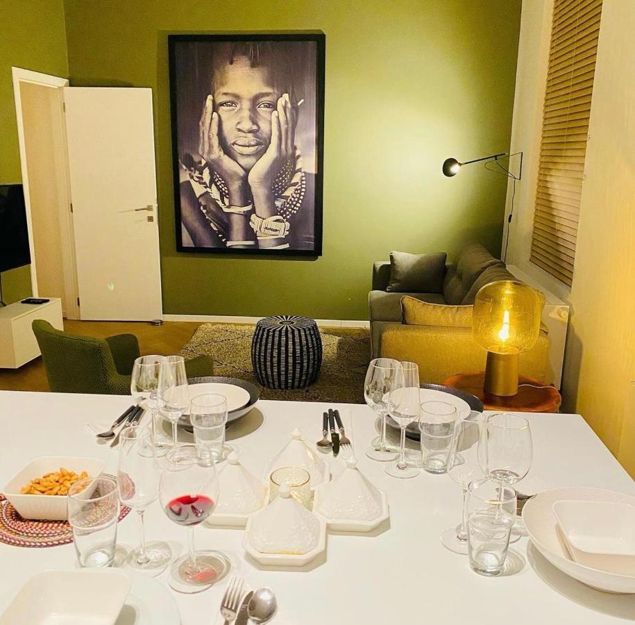Room Engine Residence Antwerpen Bagian luar foto