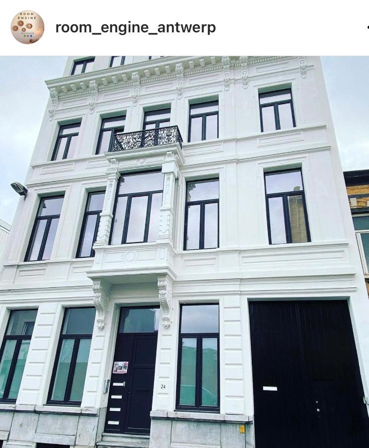 Room Engine Residence Antwerpen Bagian luar foto